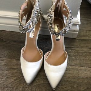 Wedding shoes w ankle detail